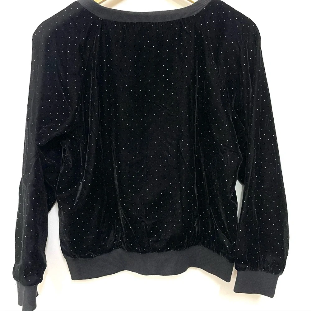Ritu Kumar rose appliqué stone beaded velvet sweatshirt - Picture 2 of 6